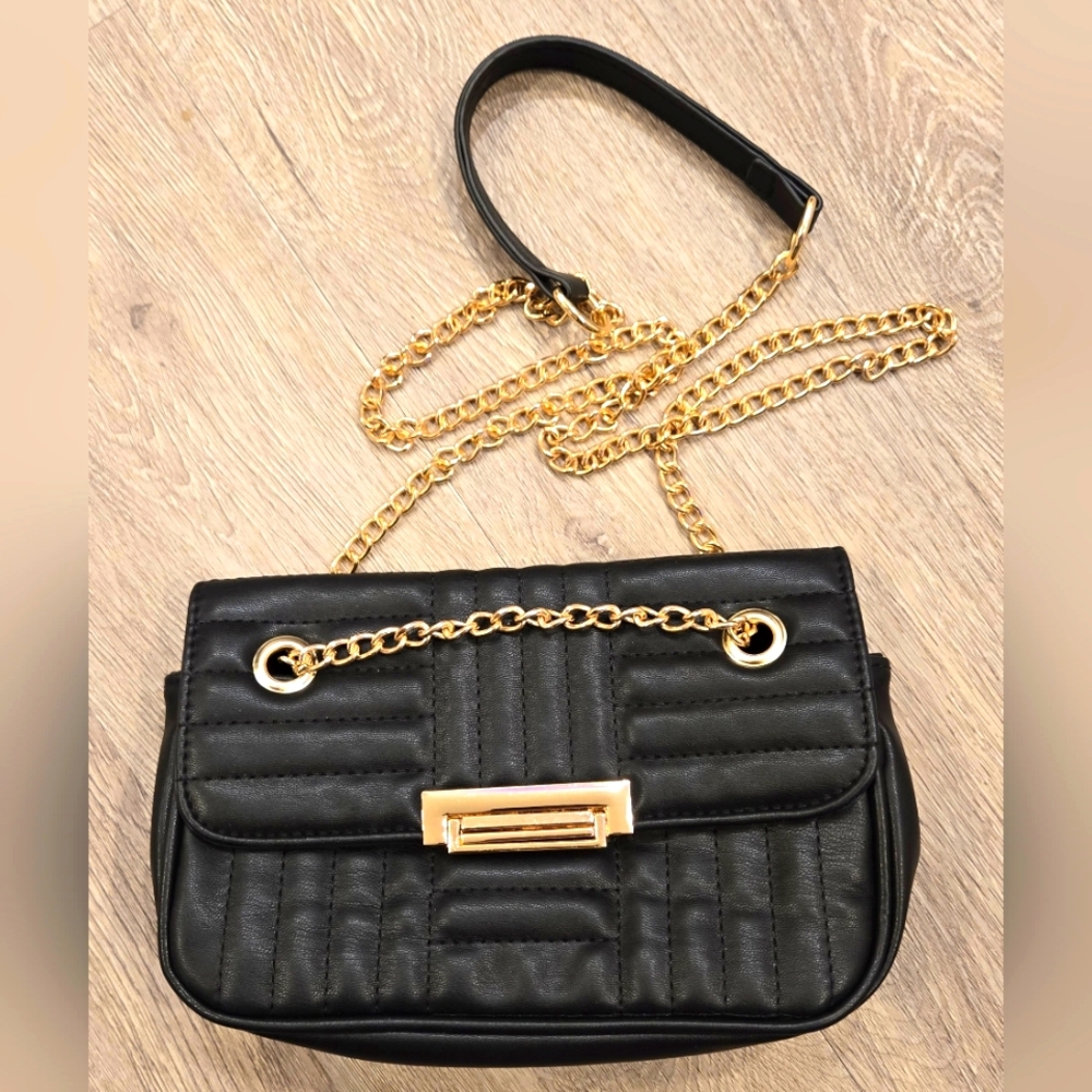 Elegant Black Faux Leather Quilted Chain Bag